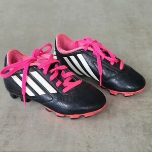 Adidas Conquisto FG J Youth Soccer Cleats in black and pink, Size 11